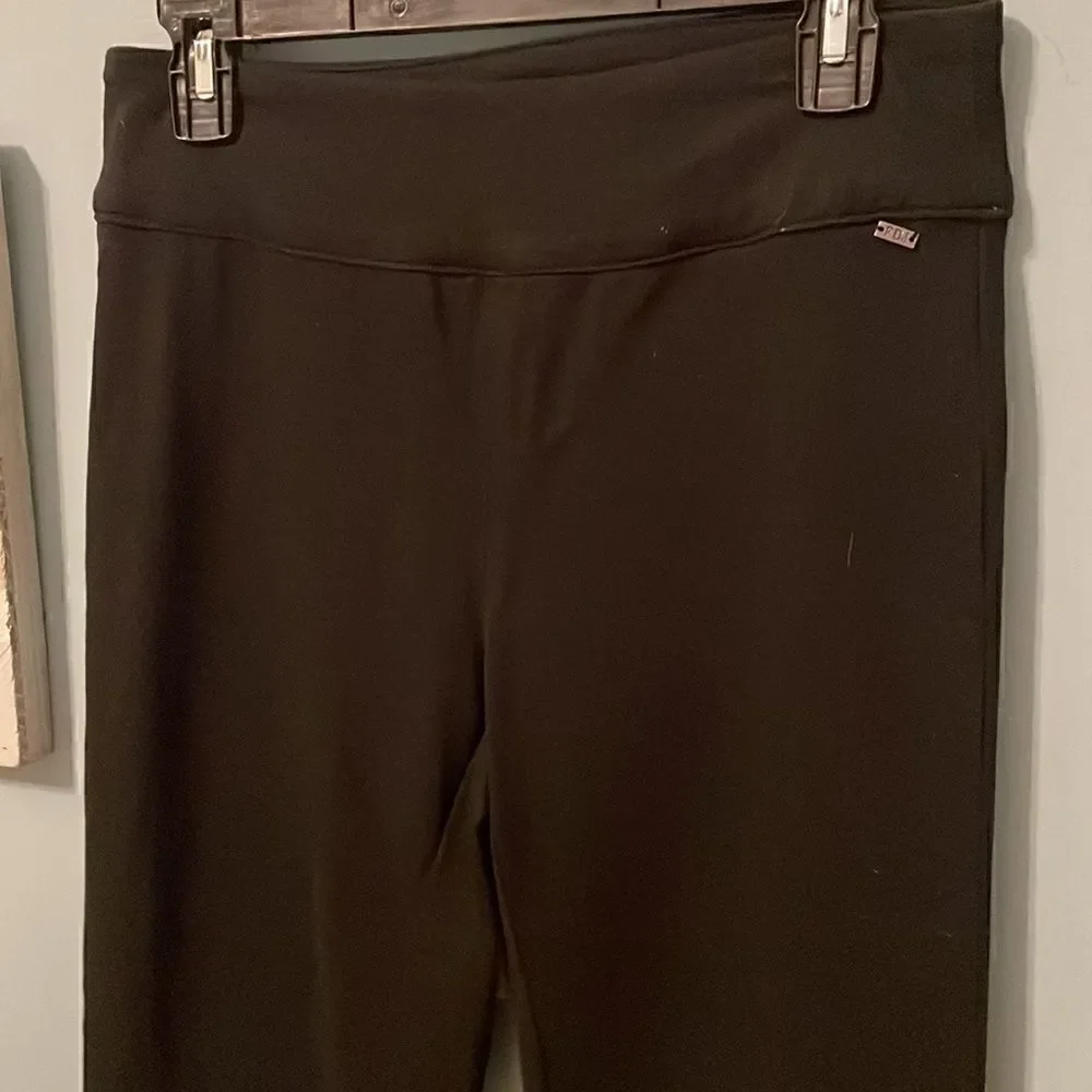 FDJ Pull On Cigarette Black Jegging Pants - 4 - NWT